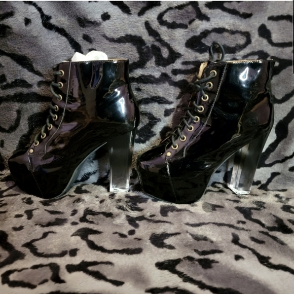 NWOB Jeffrey Campbell Lita Platform Heels Patent Leather Lucite Heel - Picture 1 of 3